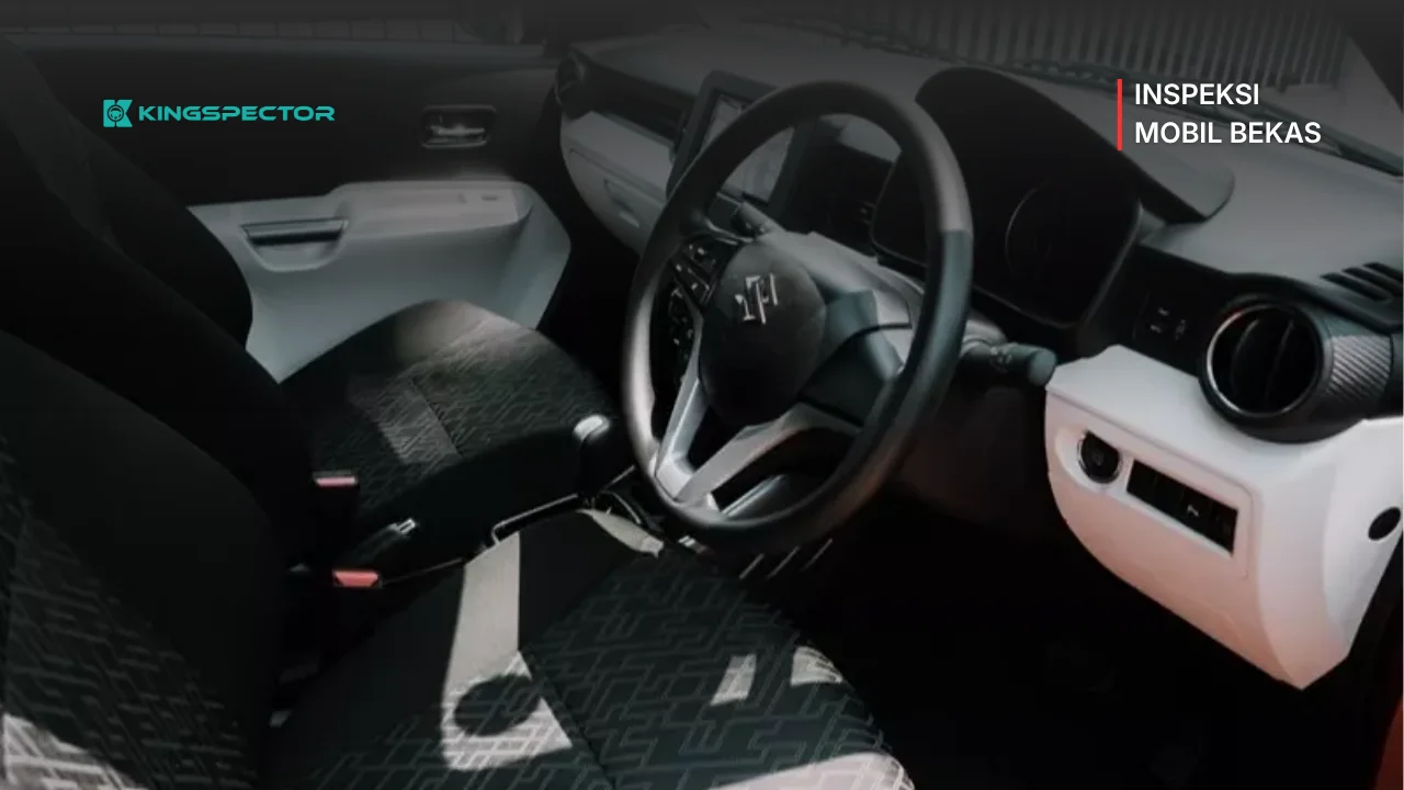Memeriksa Interior, Elektrikal, dan Fitur Mobil