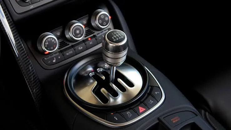 transmisi mobil
